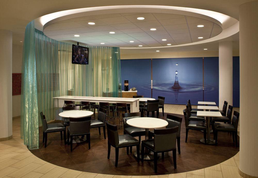 Springhill Suites By Marriott Huntsville Downtown Екстер'єр фото