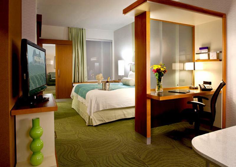 Springhill Suites By Marriott Huntsville Downtown Екстер'єр фото