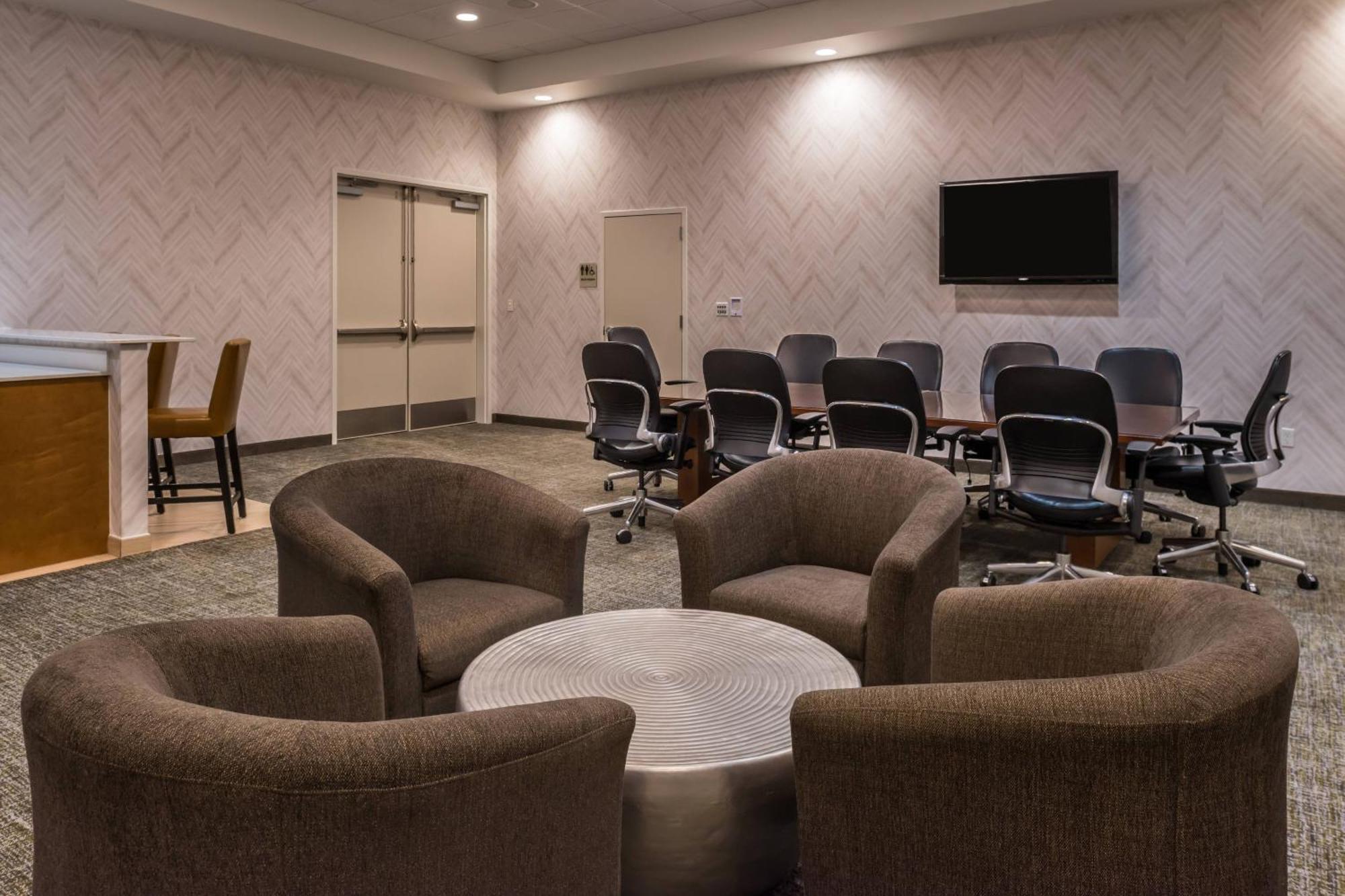 Springhill Suites By Marriott Huntsville Downtown Екстер'єр фото